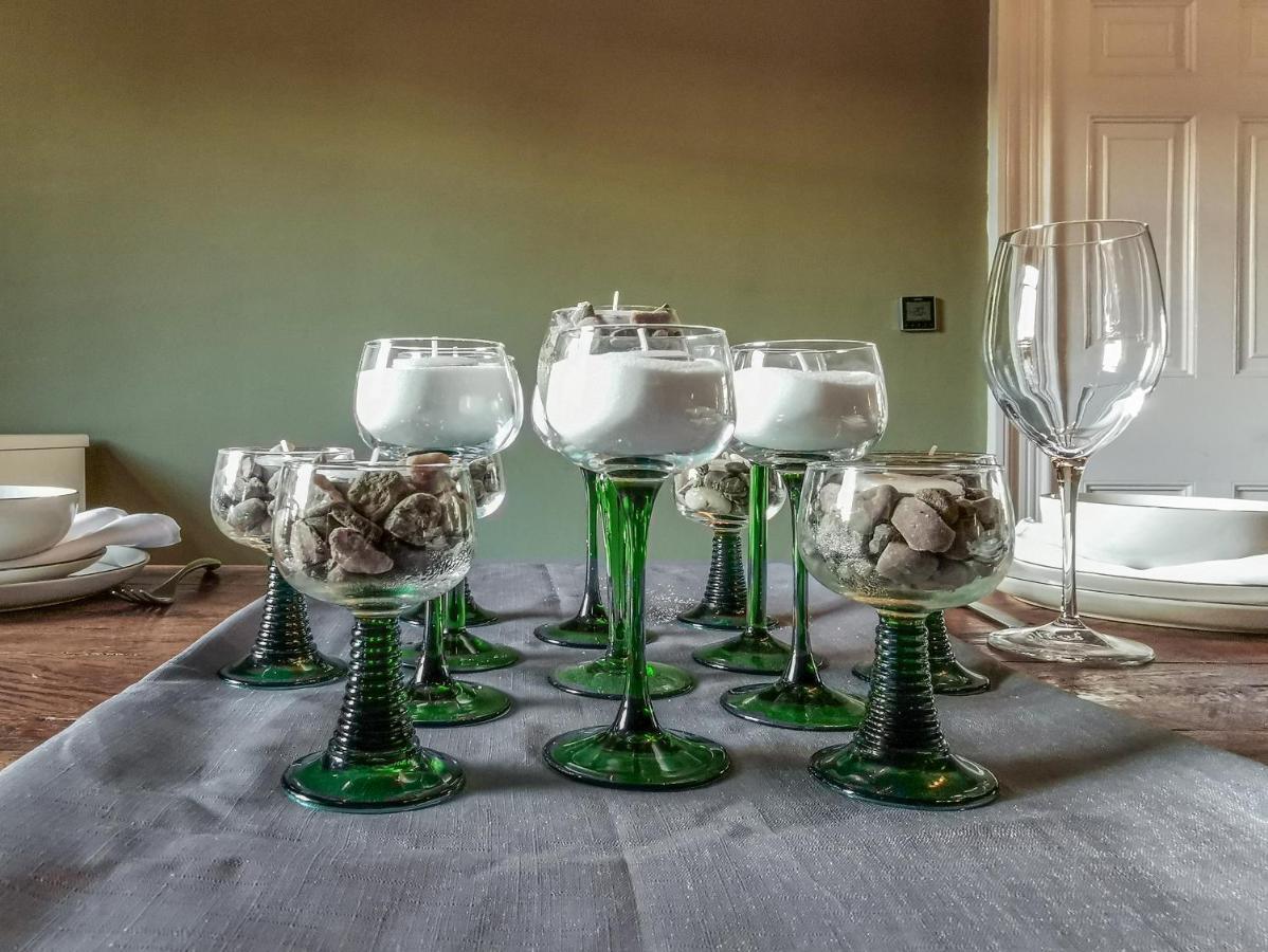 Casa de férias Manchesters Ultimate House - Hot Tub - Sleeps 23! *